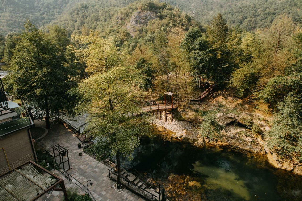 Hotel Kostelski Buk Bihać エクステリア 写真