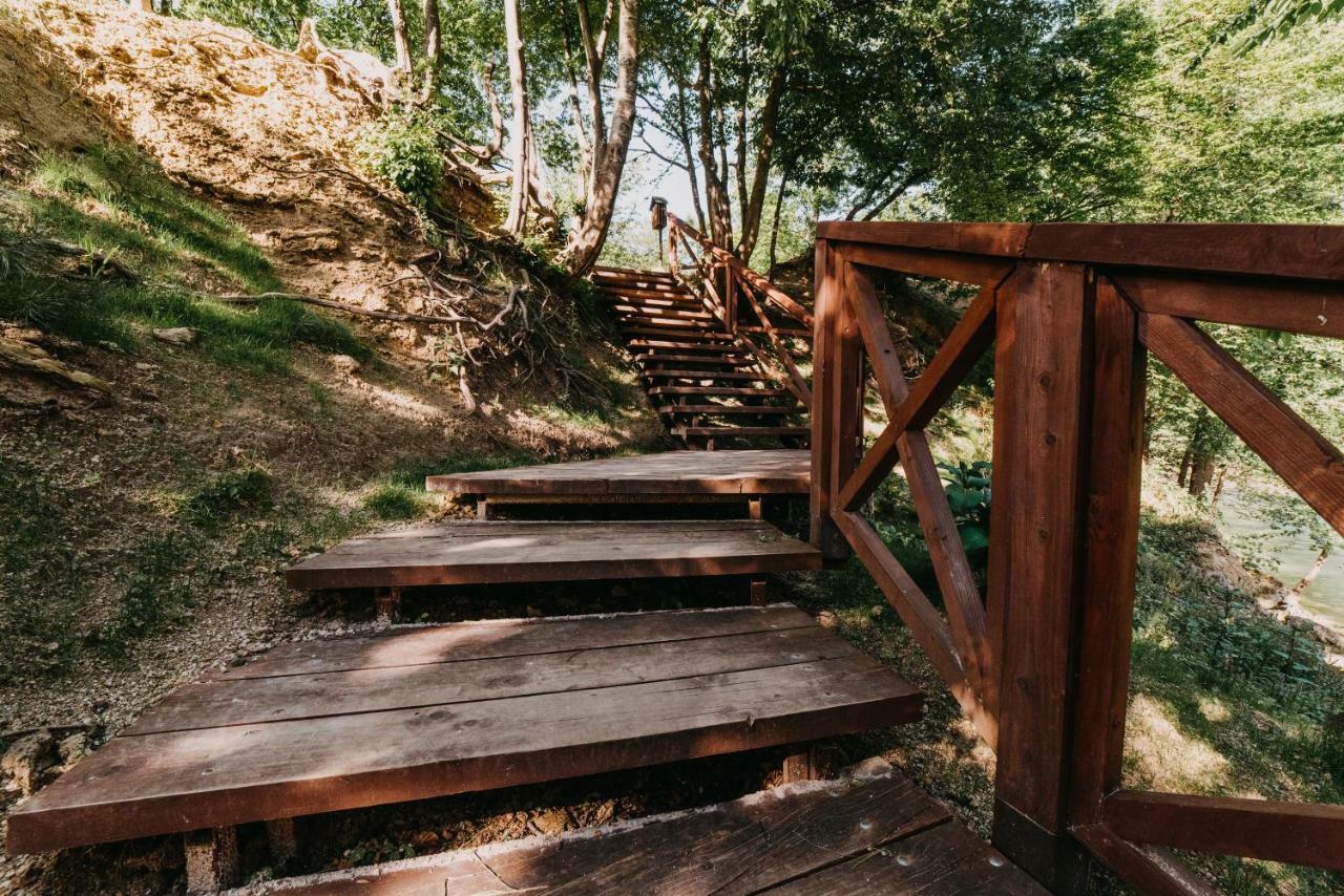Hotel Kostelski Buk Bihać エクステリア 写真